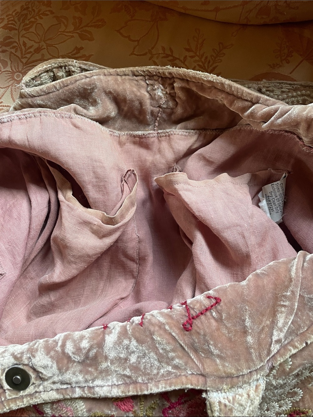 Johnny Was Beige Tote with Pink & Gold Embroidery - Picture 4 of 11